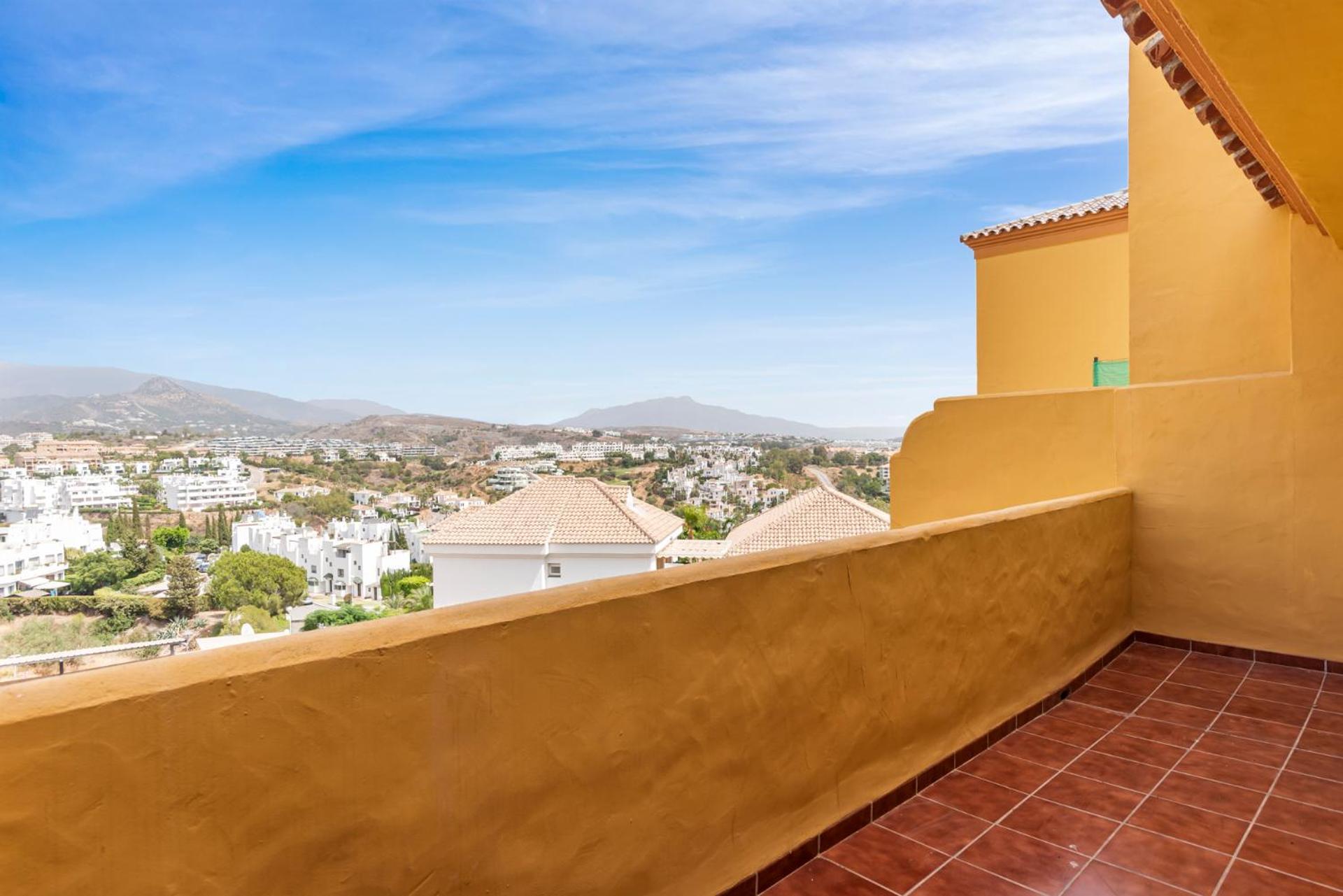 Sky And Sea Estepona Penthouse Esterno foto