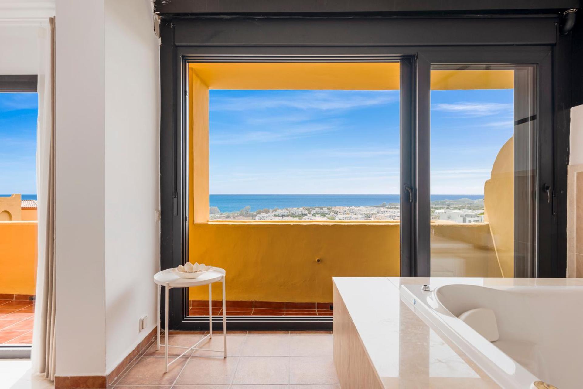 Sky And Sea Estepona Penthouse Esterno foto