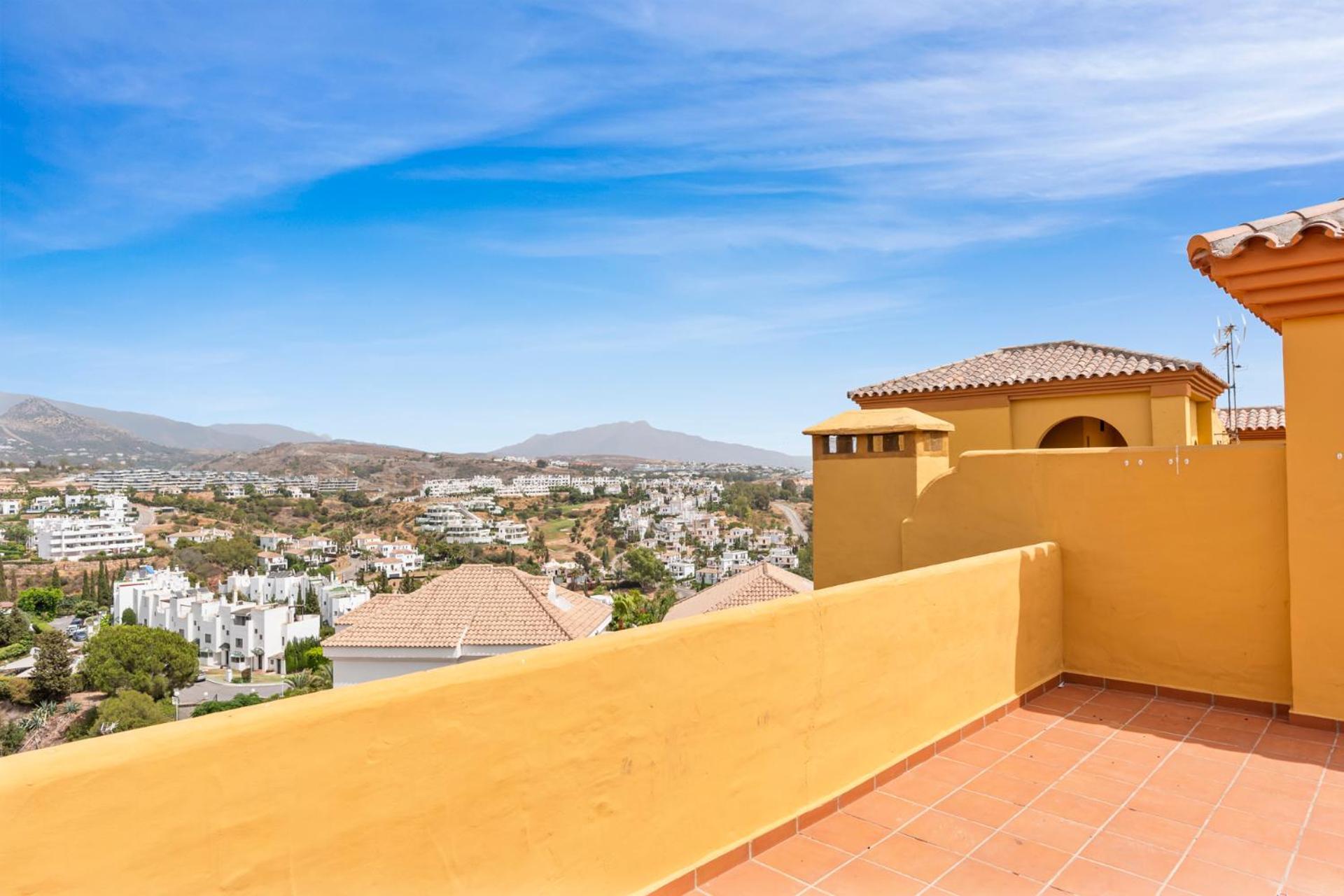 Sky And Sea Estepona Penthouse Esterno foto